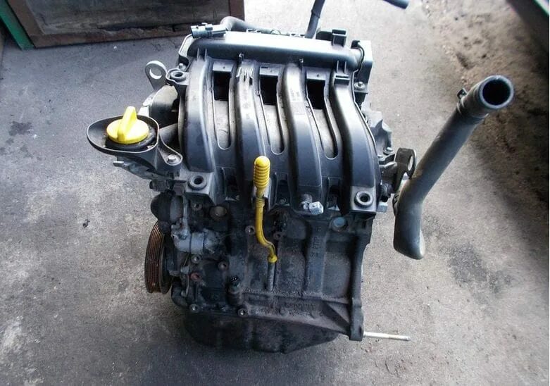 Мотор рено клио 1. 6. Renault clio 2 rs. D4f двигатель рено. 4 16v k4j.