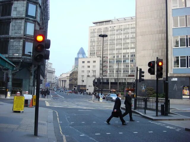 Victoria Street London. Balls on London Street Wind. Lost london