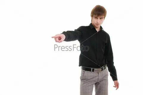 C показывает