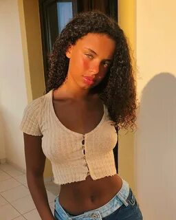 Paola Locatelli - Bio, Age, Wiki Fitness Models Biography.