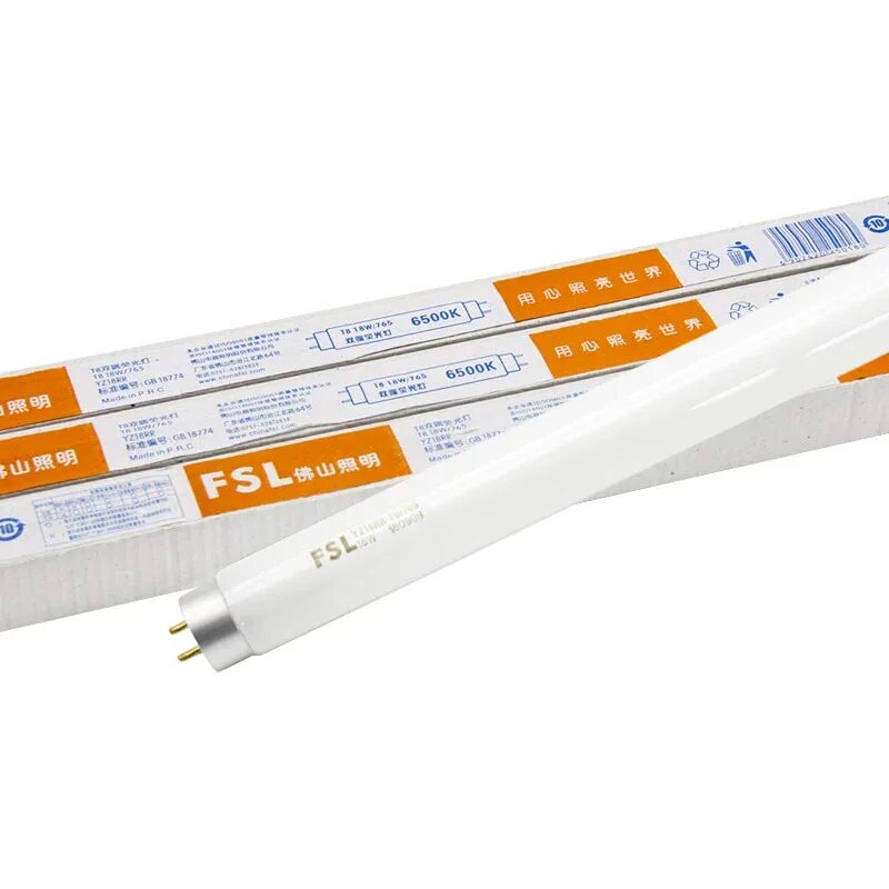 В длинных люминесцентных. Люмицетнаялампа f18w /133т8. лампа 1xmax 18w люминесцентная. лампа люминесцентная т8 30w. светильник т8 для люминесцентных ламп 18w.