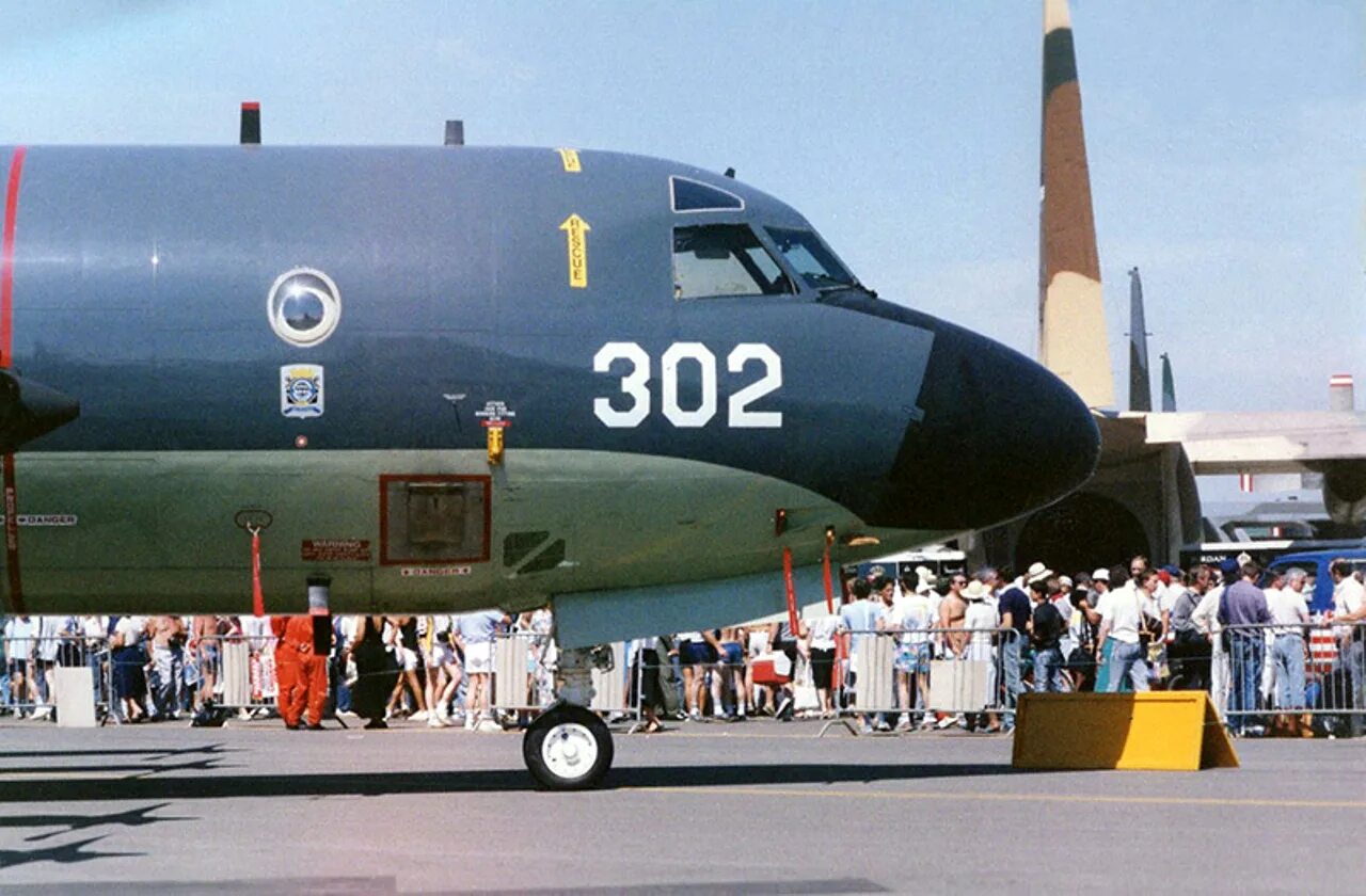 D3 p. P-3с "Орион". Локхид р-3 Орион. P-3c Orion Walkaround. Lockheed Orion.