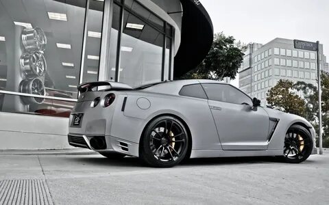 Grey r