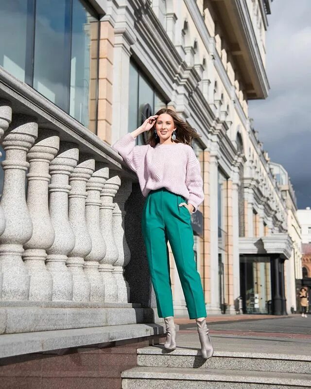 Bymodno сертификат. Картинка бренда баймодно. Магазин верхней одежды на ул. Modno, екатеринбург. Магазины одежды в россии.