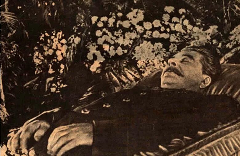 Сталин иосиф виссарионович похороны. Сталин иосиф виссарионович фото смерти. Сталин иосиф виссарионович смерть сталина. Сталин иосиф виссарионович похороны. Свадьбин воскрешение иосиф сталин.