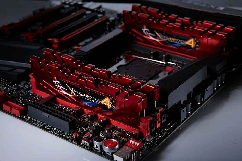 Материнская плата с памятью ddr4. G.skill ripjaws ddr4. asus rog ddr4 оперативная память. gskill ddr4. оперативная память ddr4 в материнке.