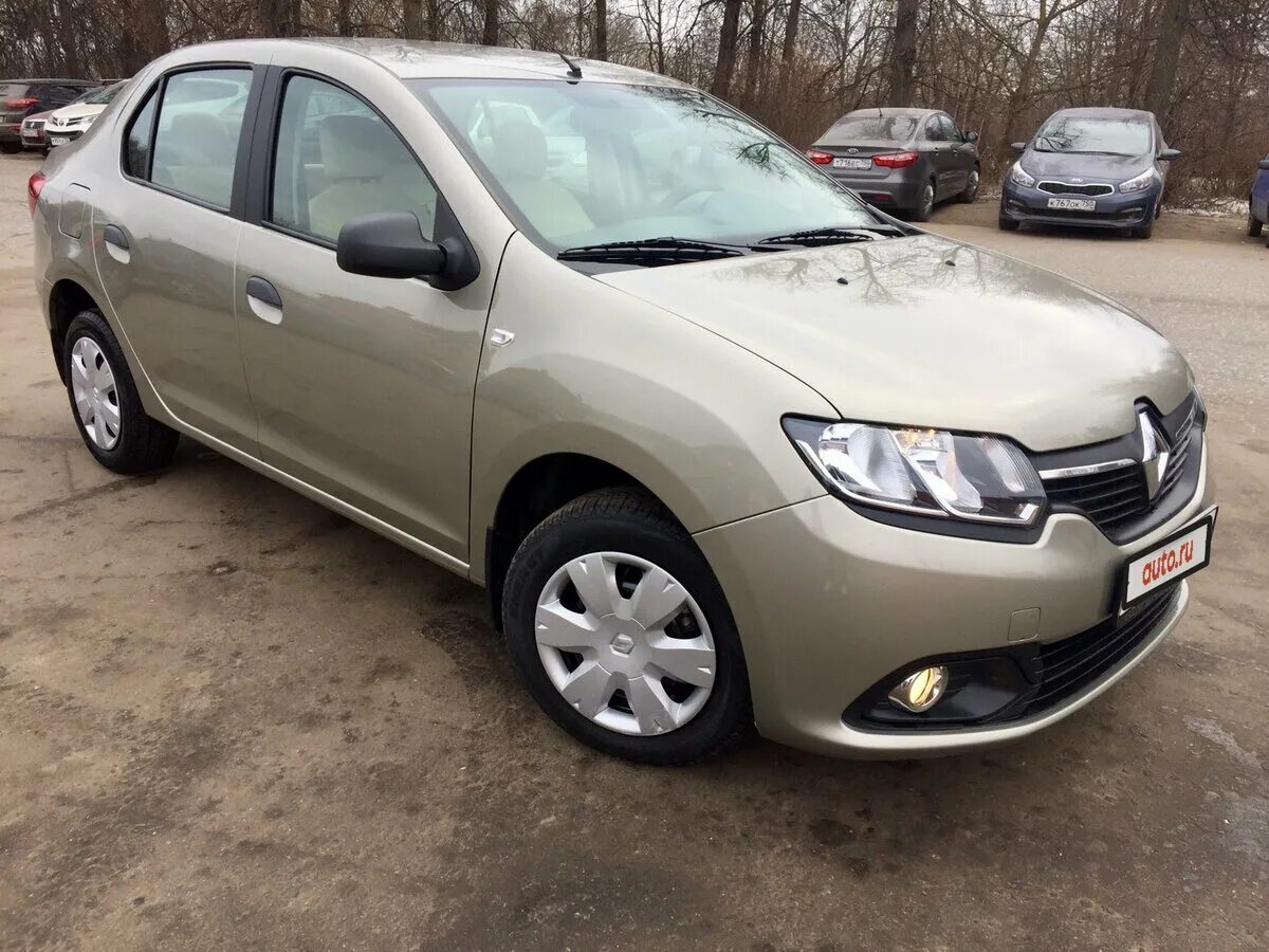 Renault logan 2 бежевый. Бежевый рено. Renault sandero бежевый. Renault fluence 2013. Рено логан бежевый.