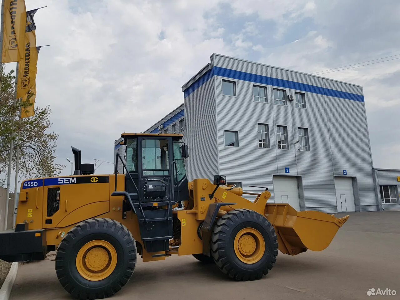Sem 655d. Sem 650b фронтальный погрузчик. фронтальный погрузчик фронтальный sem655d. колеса на sem 655d.