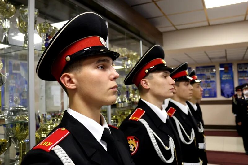 Сву рф. СПБ СВУ Санкт-Петербургское Суворовское МВД. Суворовское училище МВД России СПБ. Суворовское училище Санкт-Петербург 2021. Суворовцы СПБ СВУ.