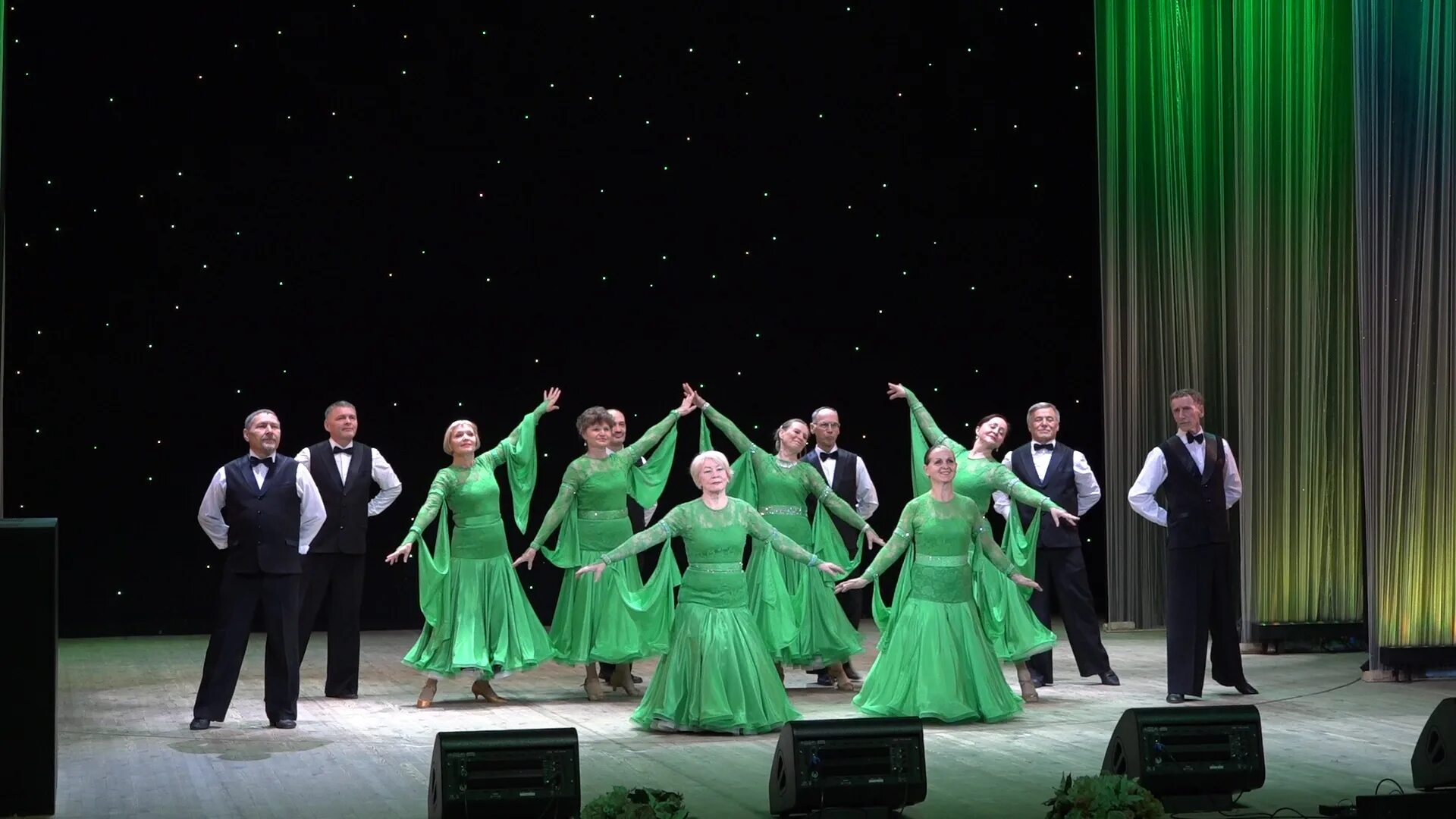 дк юбилейный воткинск. дк юбилейный воткинск официальный сайт. дк юбилейный воткинск. дк юбилейный воткинск официальный сайт. зал дк юбилейный воткинск.