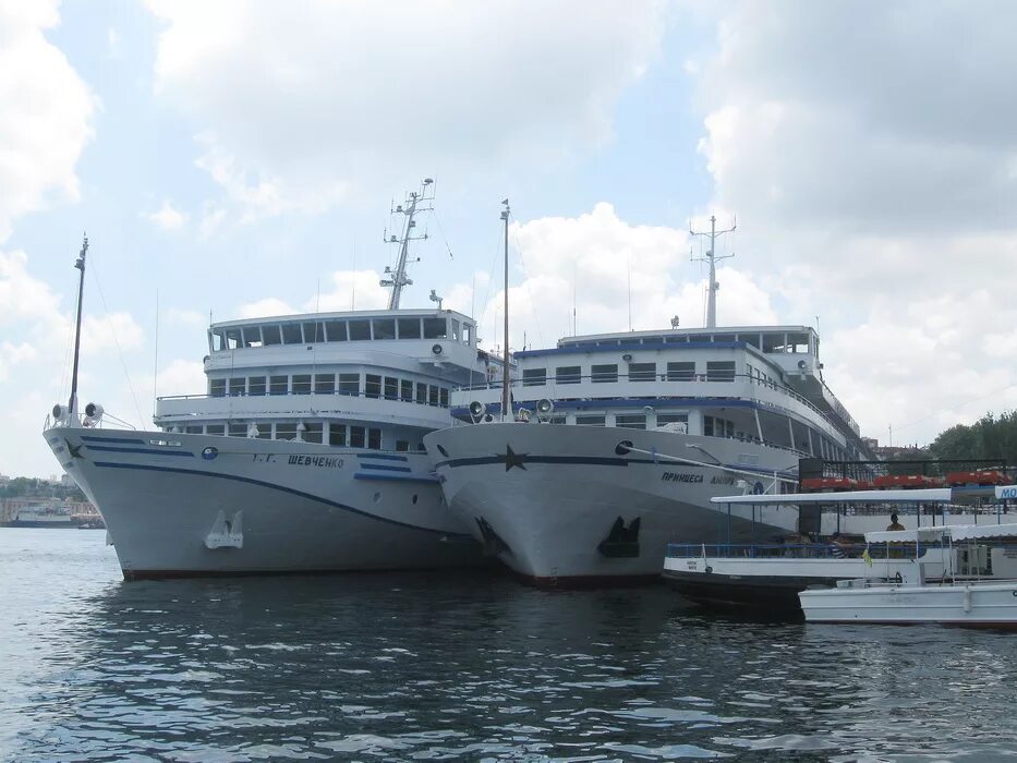 Теплоход шевченко. Т. Теплоход шевченко. Теплоход шевченко. Теплоход шевченко.