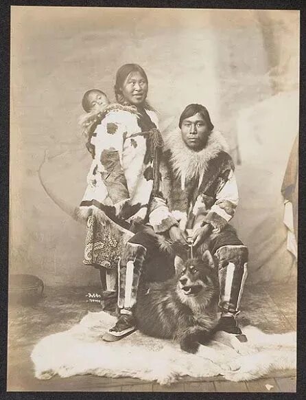 Аляска индейцы Эскимосы алеуты. Эскимосы индейцы 1904. Инупиаты индейцы Аляски. Аляска коренные жители.
