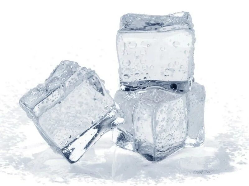 Зелень в кубиках льда. Кусочки льда текст. Ice cube лед water. Кубик льда анимация. Лед на черном фоне.