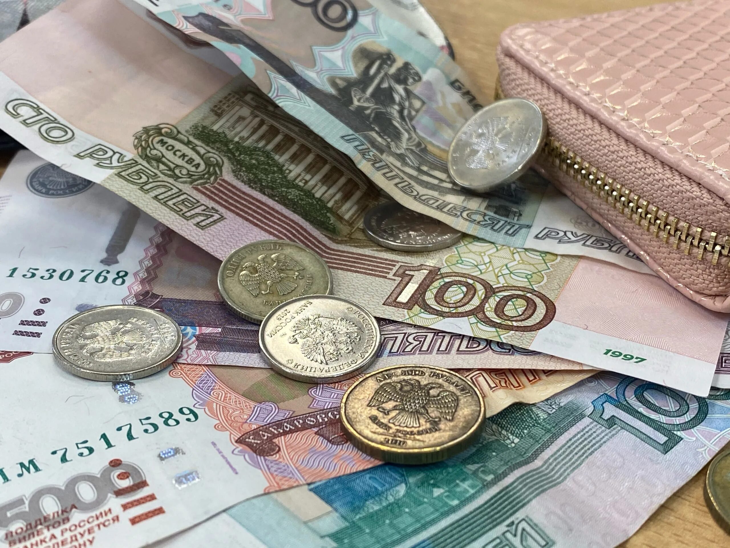 82 тыс просмотров. 200 миллионов рублей. 300 тысяч вон. 10 миллионов рублей. 500 тысяч рублей.