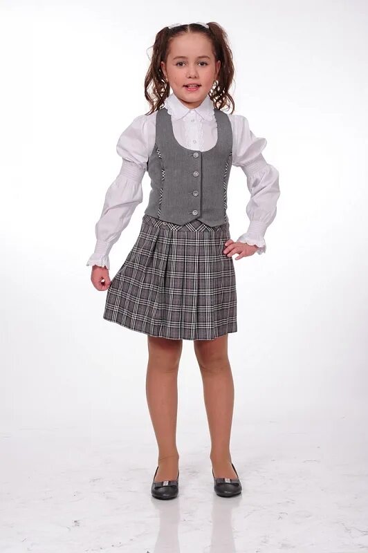 Школьная форма с жилеткой для девочек. Жилет детский сапфир skylake. Юбка с жилеткой для девочки. Юбка жилет для девочки. Костюм первоклассницы.