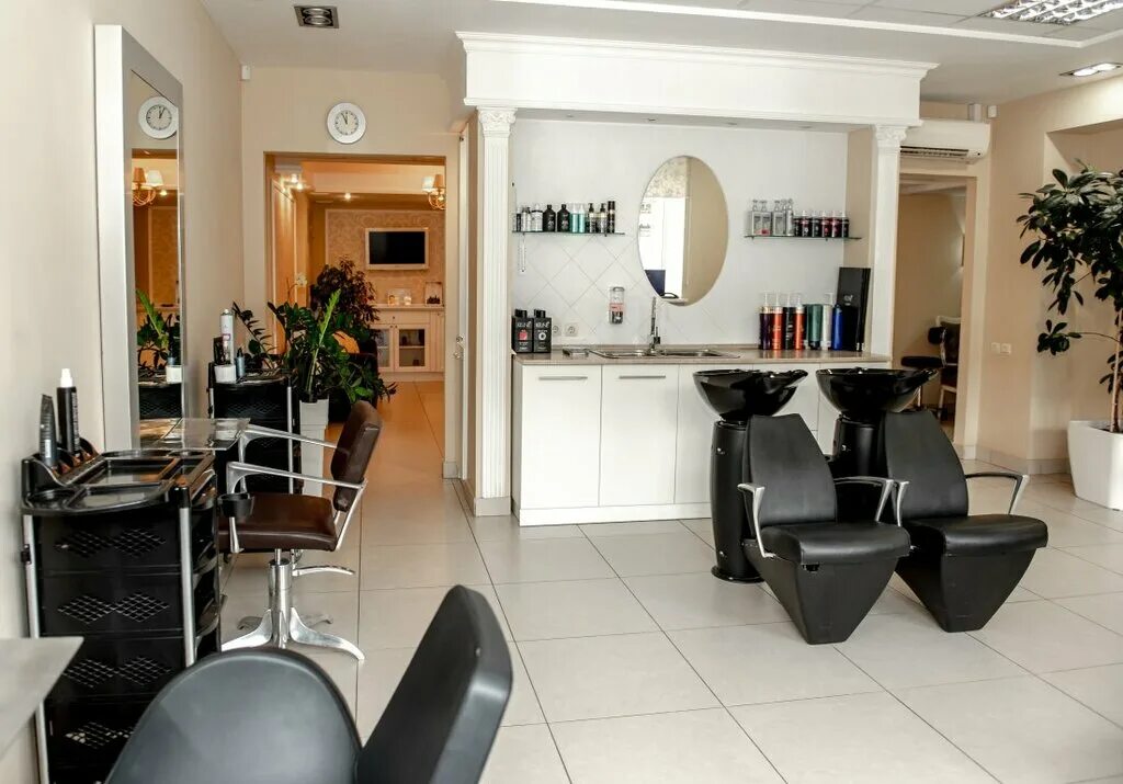 студия маникюра ярославль. таис ярославль улица чкалова салон красоты. салон красоты таис ярославль, чкалова 32а. маникюрный салон ярославль. интерьер студии маникюра.