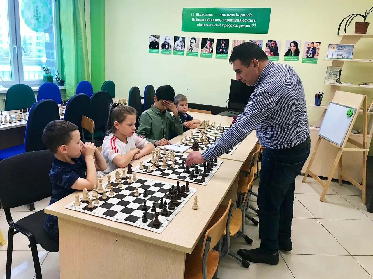 шахматный турнир для детей. шахматы для детей. канзычаков михаил шахматы. шахматный клуб для детей. ахметзянов демид шахматы.
