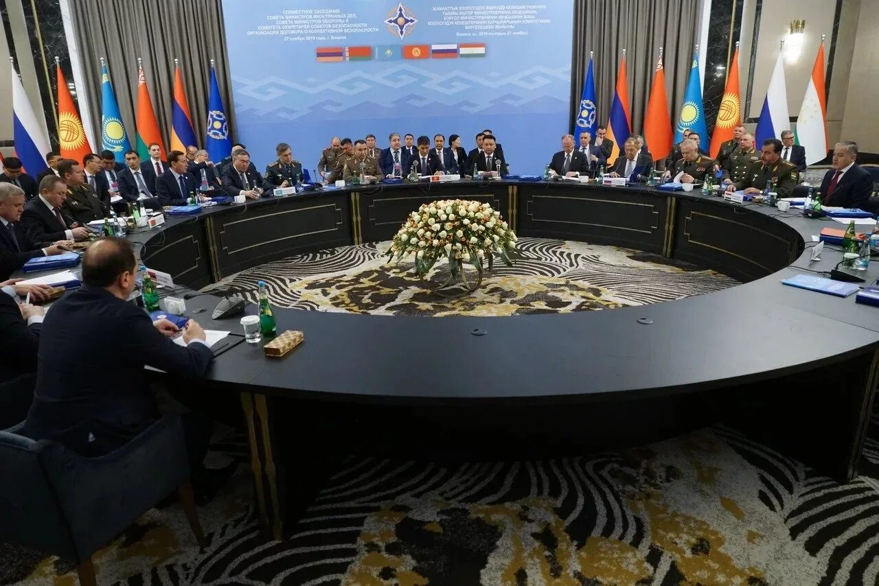 Заседание одкб. Саммит одкб 2021. Заседание совета коллективной безопасности одкб. Заседание одкб. Совет коллективной безопасности одкб.