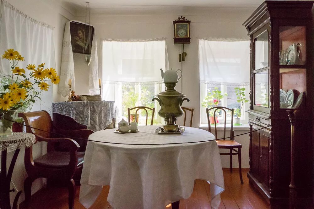 мемориальный музей чехова чехов. п. музей а п чехова в москве. дом музей чехова в таганроге. улица ильича 41 чехов.