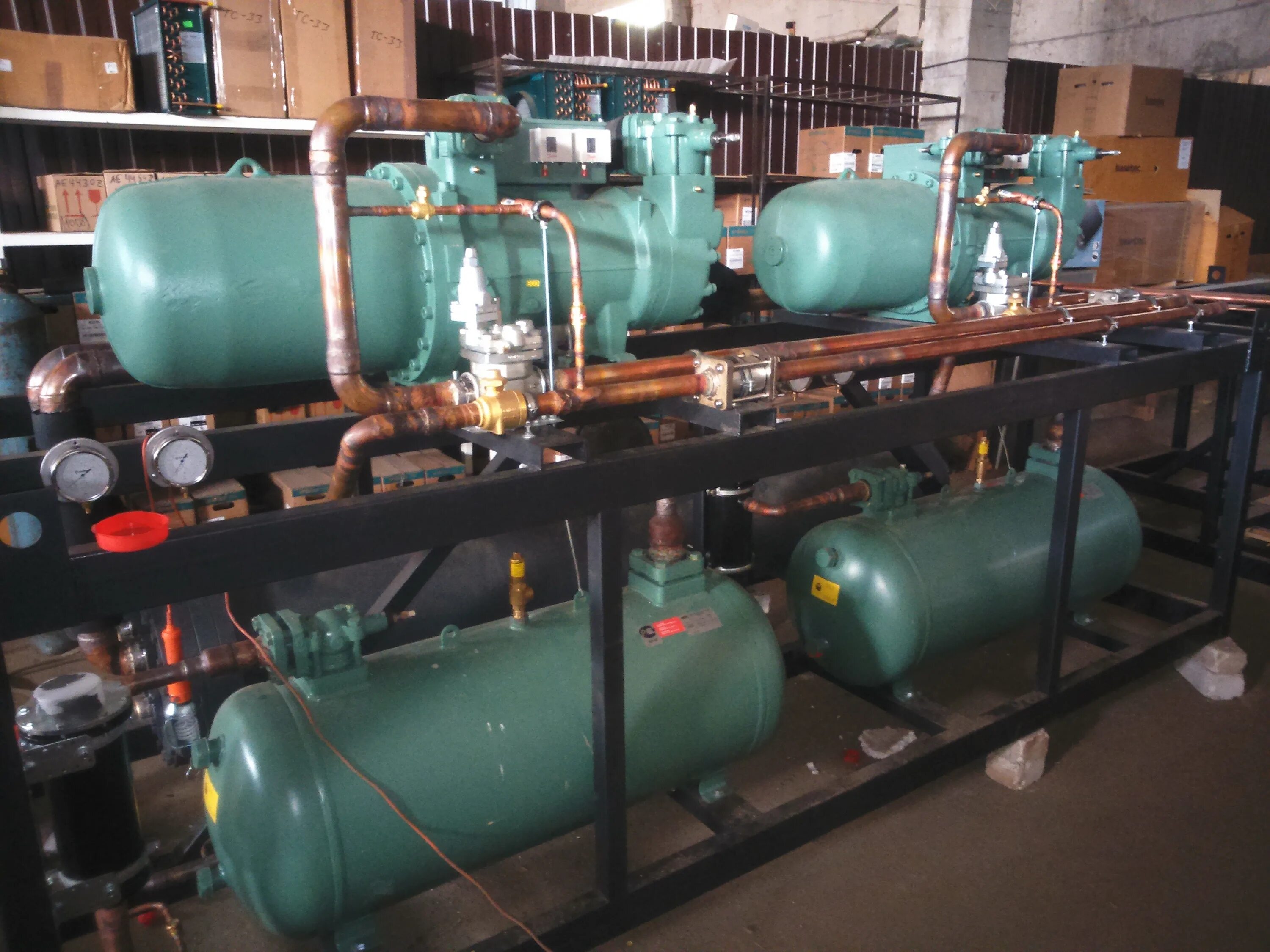 фирменный автомобиль университета. чиллеры taeevo 051. евгения снежная фотография. е холод. е холод.