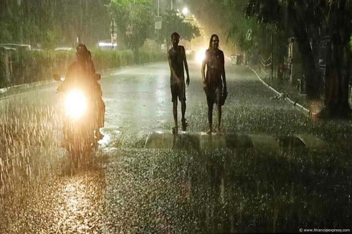 Картинки. Сильный дождь. Heavy shower. Rainy weather дождь. Сильный дождь.