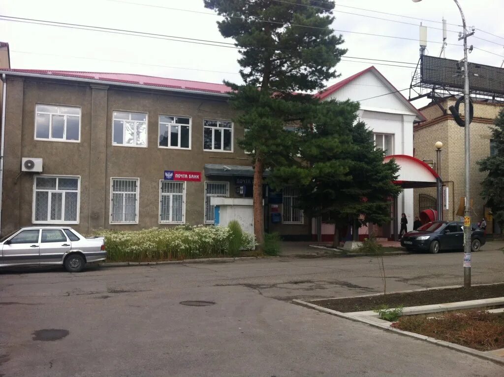 Аптека апрель светлоград. Светлоградская библиотека. Светлоград люди. Светлоград площадь выставочная. Светлоград на карте.