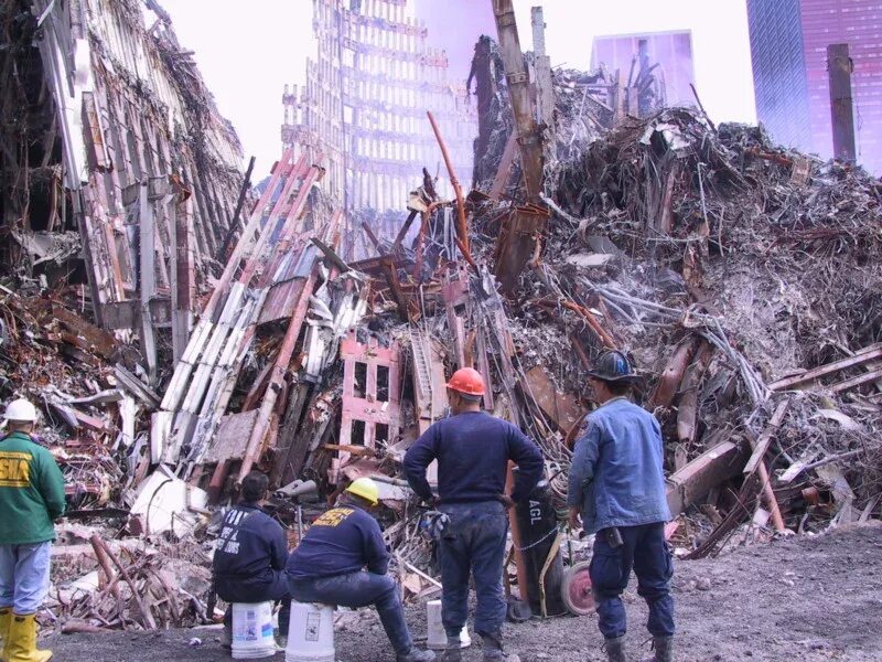 Pin on 09.11.01. Ground Zero Debrits WTC