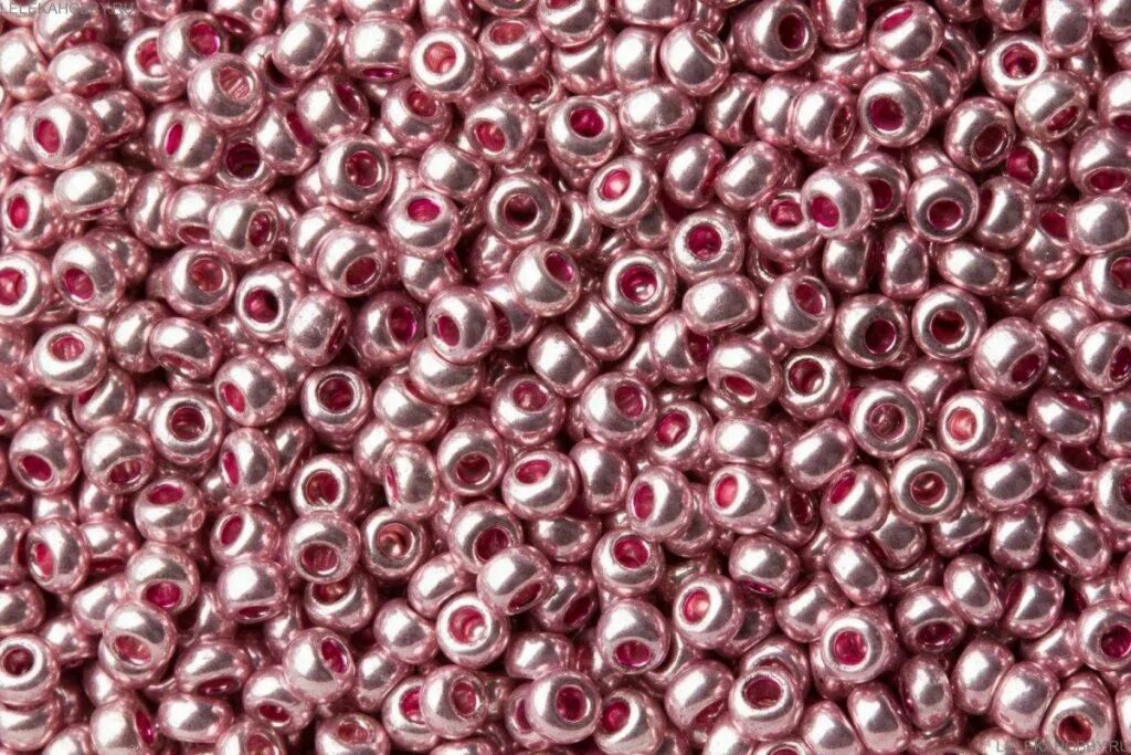 Бисер б. Цветные бусины. Бисер preciosa 60300. Matsuno beads бисер. Украшения из бисера.