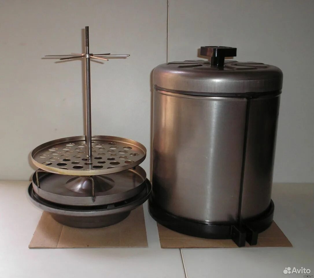 Коптильня ''профи'' ольховый дым 400х300х200. Коптильня холодного копчения самодел. Какие коптильни. Какие коптильни. Коптильня профи 500х300х300 из нержавейки с гидрозатвором.