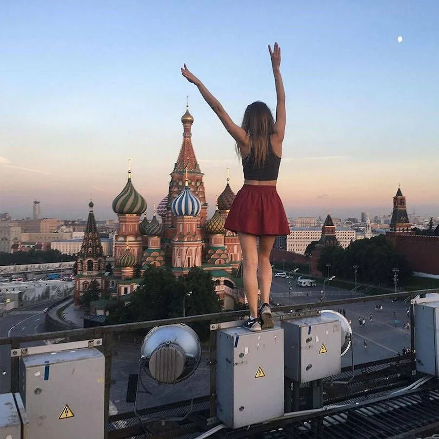 Город москва девушка