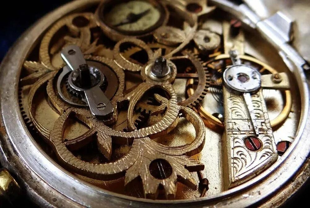 Механические часы. Механические часы старинные. Механические часы старые. Механические часы древние.