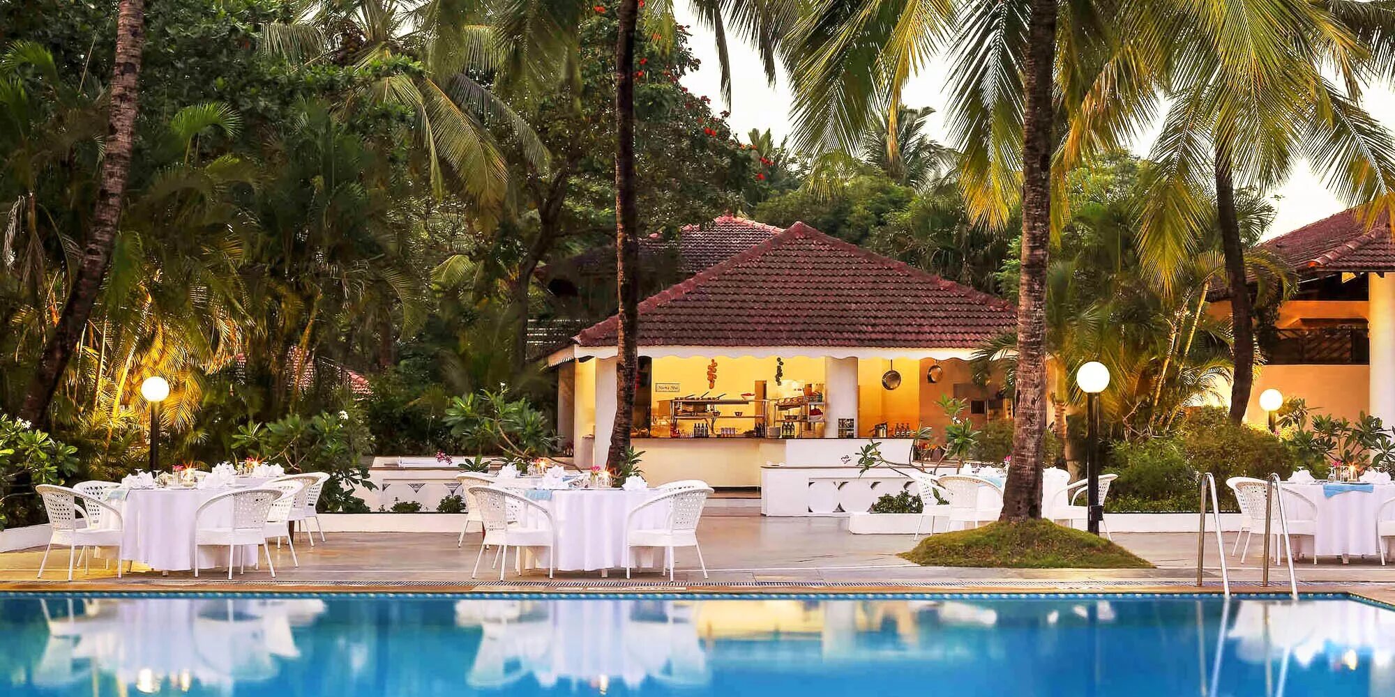 Zuri varca goa. Goa resort. Goa resort. Тай экзотика резорт гоа. Novotel goa resort dona sylvia 5.