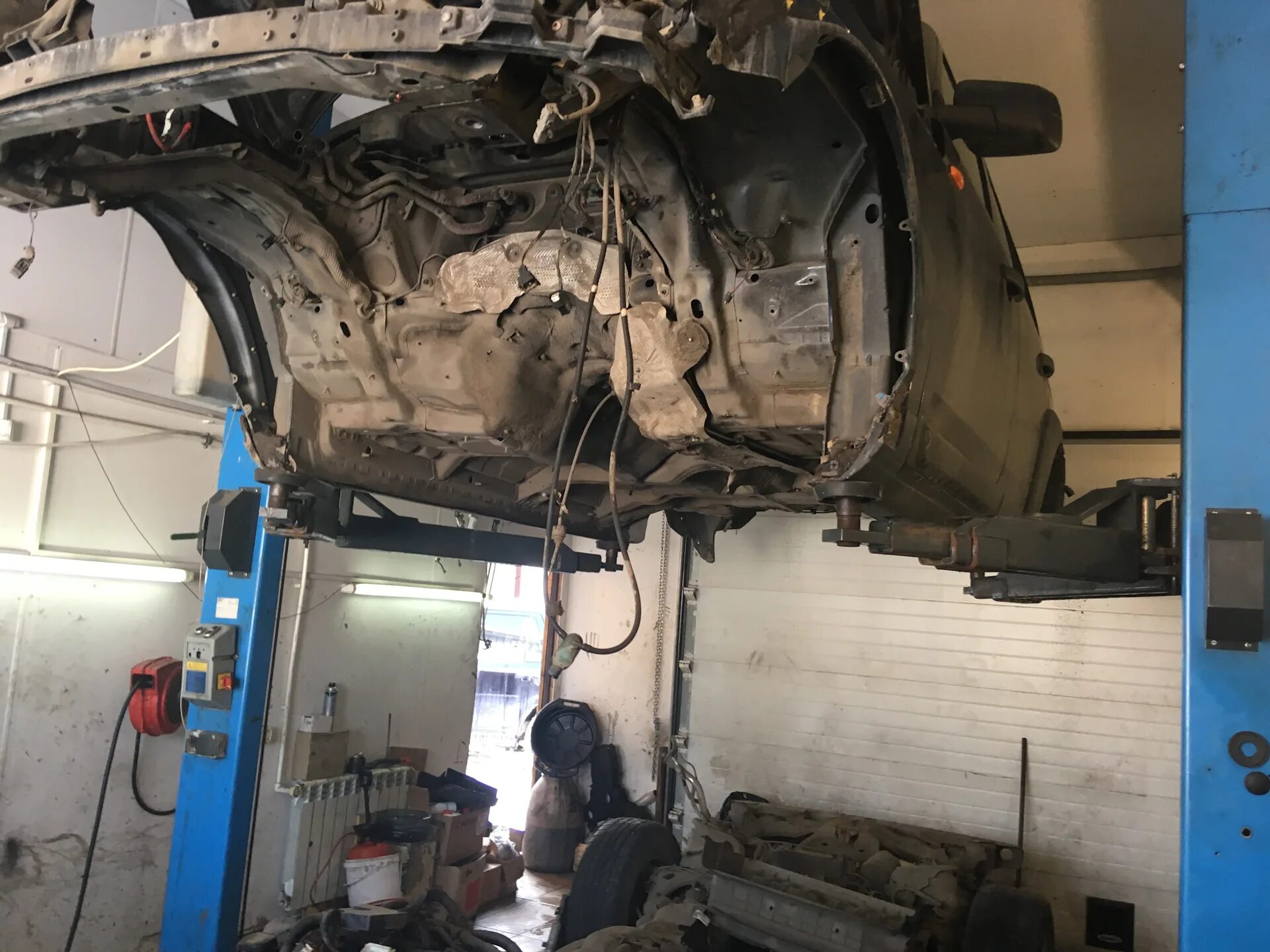 Кузов дискавери 3. Рама дискавери 3. discovery 3 рама. range rover discovery 3 снятие кузова. дискавери 4 днище.
