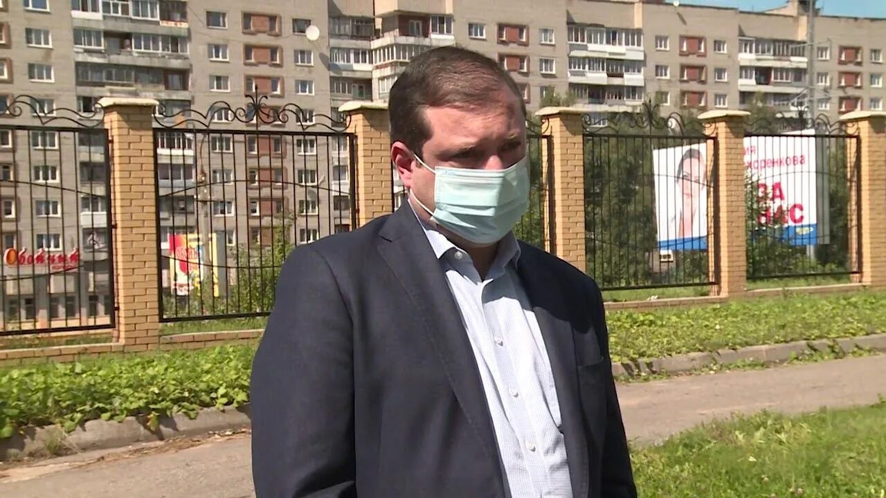 Эколгобиологически центр смоленск. Зоопарк красная пахра. Котыхов александр фёдорович зеленоград. Эколого биологический центр смоленск на проспекте строителей. Врубеля 19 эколого-биологический центр.