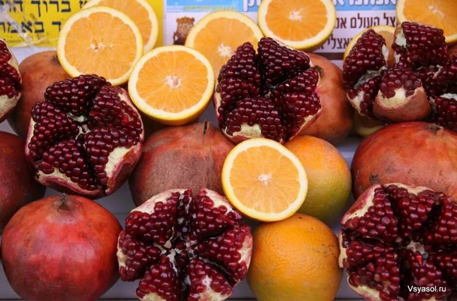 Гранат апельсин лимон. Гранат красный мандарин. Гранат мандарин киви. Сочные фрукты. Гранат это цитрус.