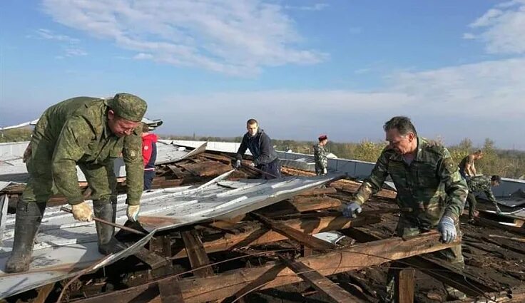 Поселок комсомолец Ейский район. Поселок комсомолец Ейский район Краснодарский край. Торнадо комсомолец Ейский район. Ейск поселок комсомолец.