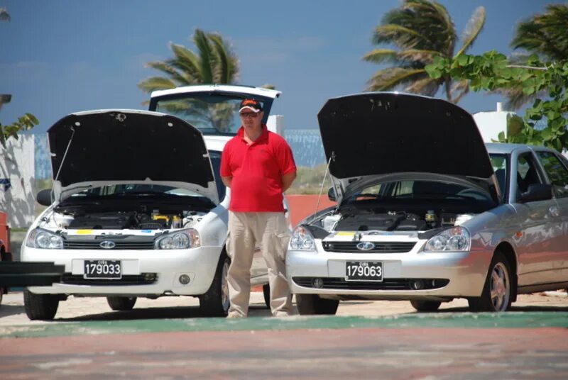 Автомобили заграницей. Машины на Кубе. Куба Приора.