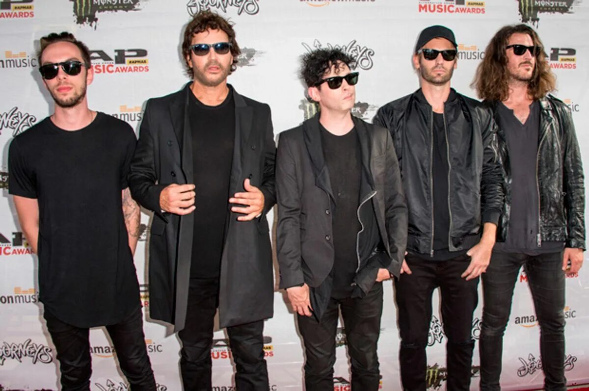 Группа third eye blind 1997. Third eye blind. 3teeth группа. Third eye blind - semi-charmed life. Вокалист third eye blind.