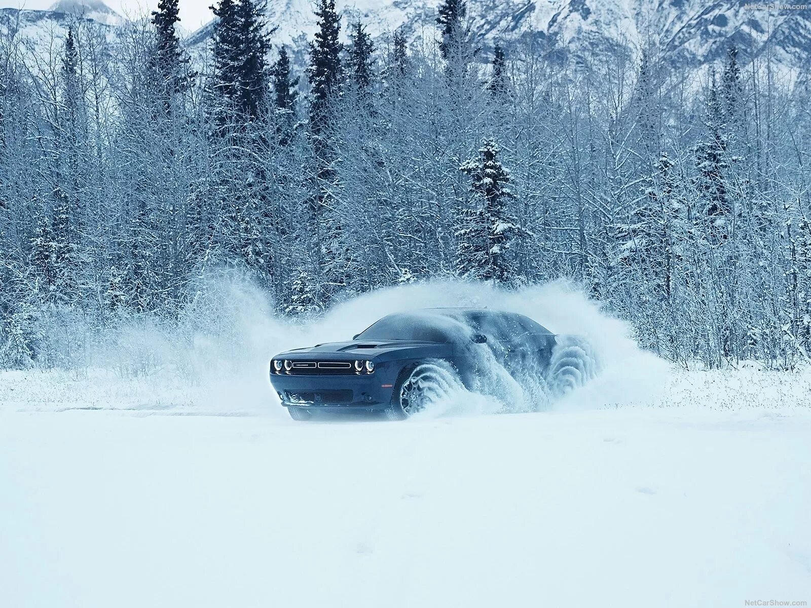 Drifting snow. Додж Челленджер зима. Dodge Challenger 2022. Dodge Challenger AWD. 2017 Dodge Challenger gt AWD.