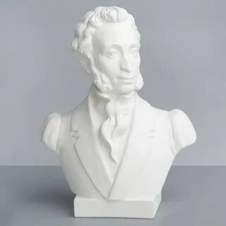 Кто написал фигуру пушкина