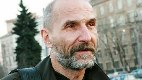 Сколько лет мамонову