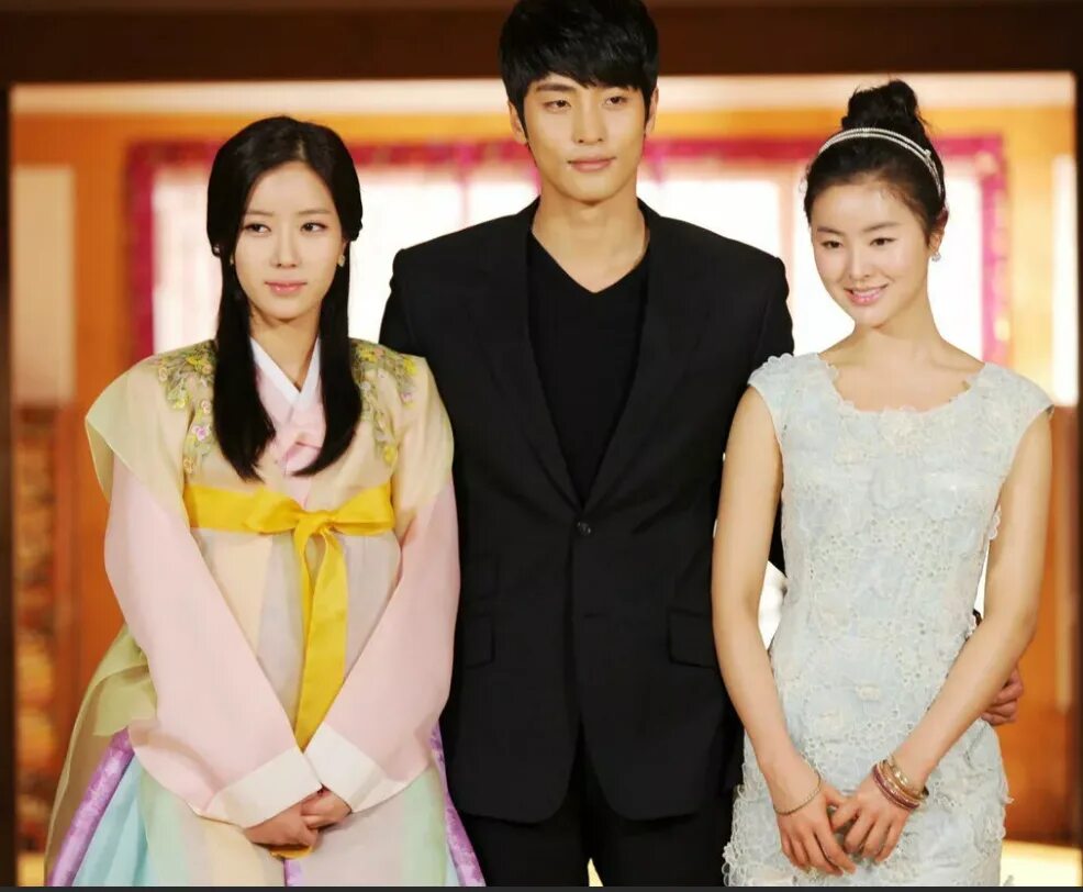 Актриса китай всех. Покорение дворца яньси дорама. История дворца куньнин дорама с русской. Бессонная принцесса дорама. Неспящая принцесса дорама.