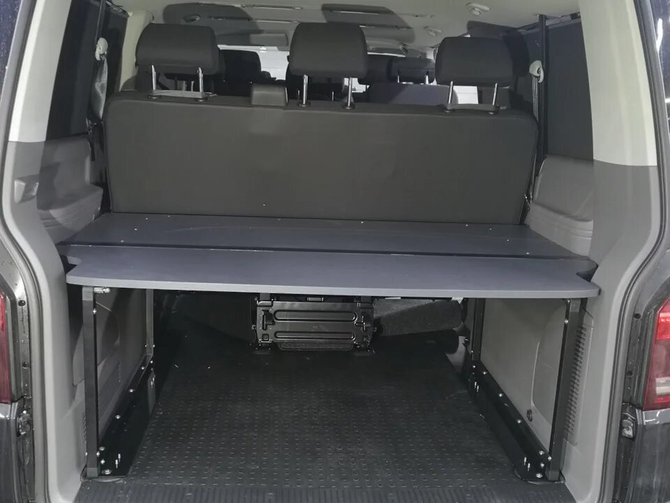 Багажник мультивен т5. Полка в volkswagen caravelle t5. полка багажника фольксваген каравелла т 4. багажник каравелла т5. задняя полка в мультиван т5.