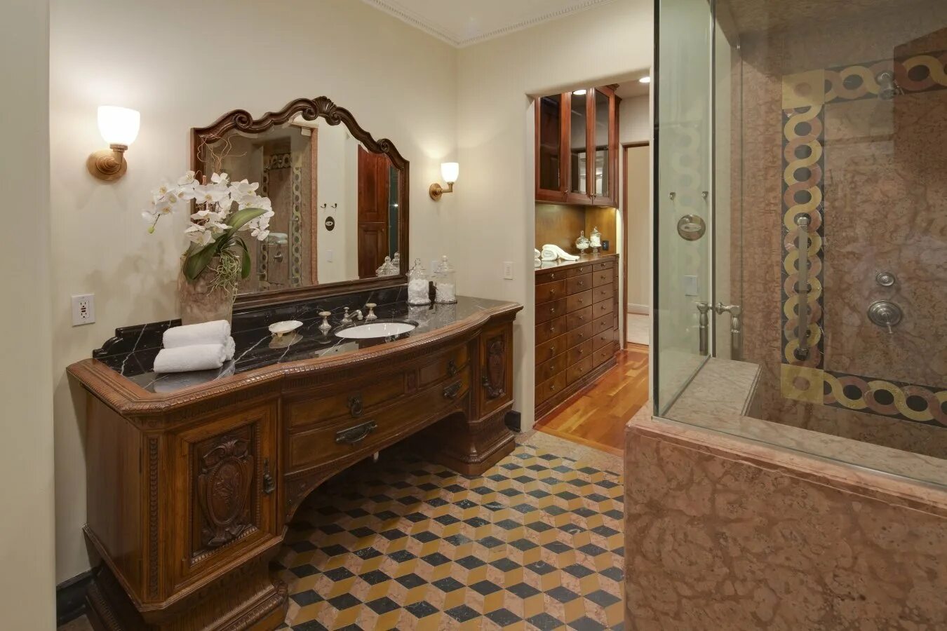 Ванная в итальянском стиле. Итальянский стиль в ванной комнате. Комната в итальянском стиле. Итальянский стиль в интерьере ванной.