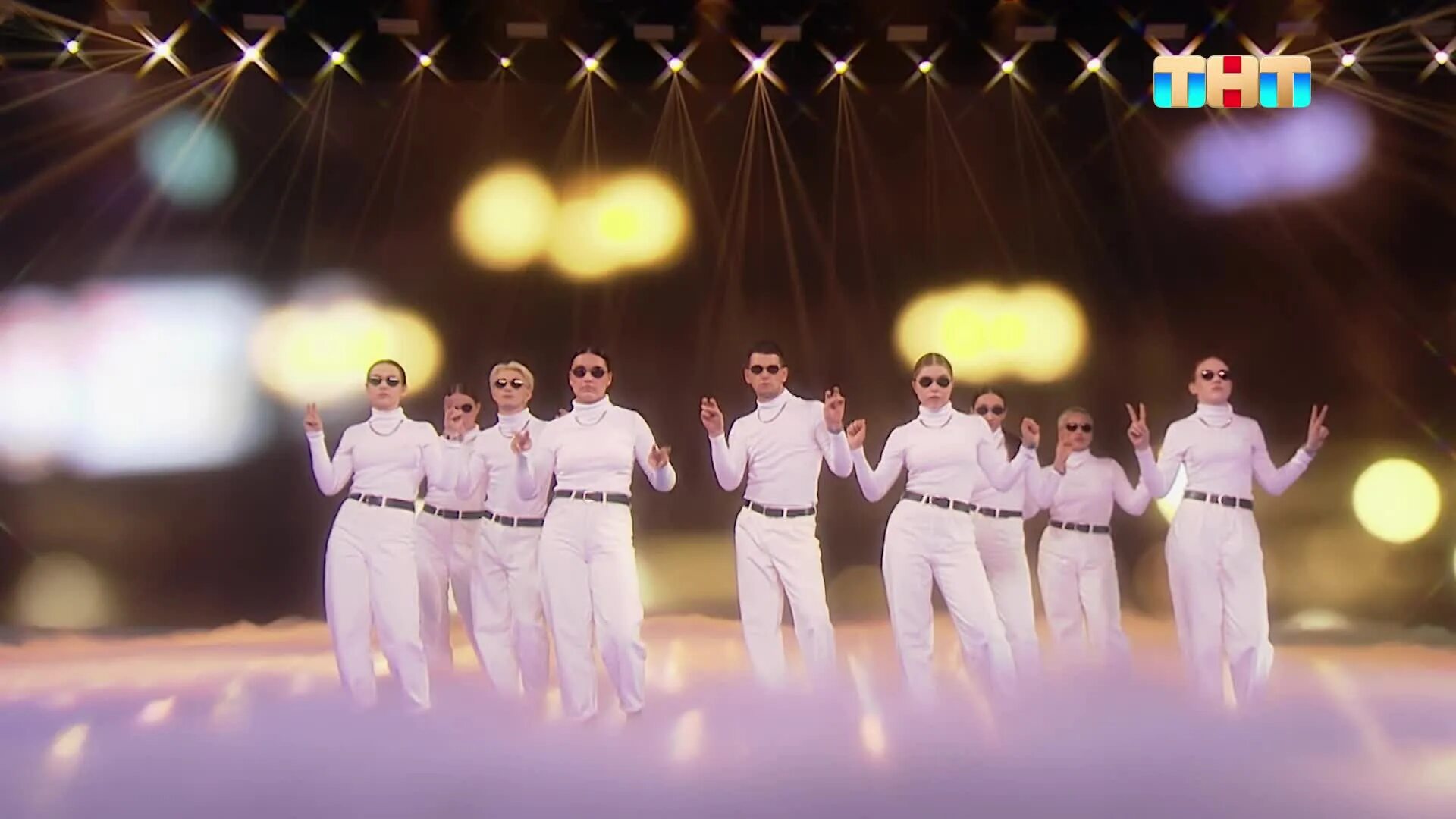 Happy nation обложка. Танец под happy nation. Dance nation. Ds crew танцы. Танец под happy nation.