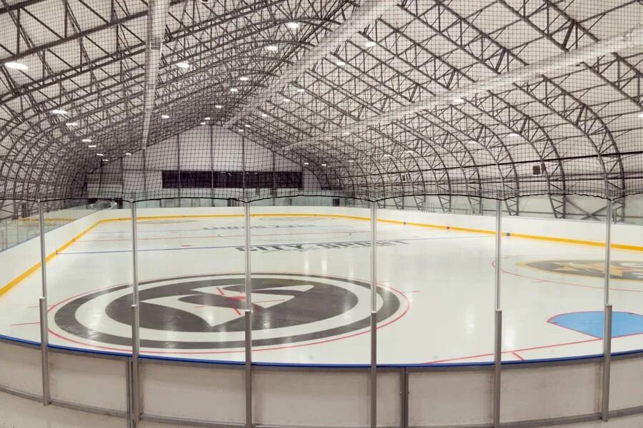 Ice rink каток. Каток сергиев посад ледовая арена. Сити спорт нагатинская каток. Сити спорт хоккей нагатинская. City sport нагатинская ледовый дворец.