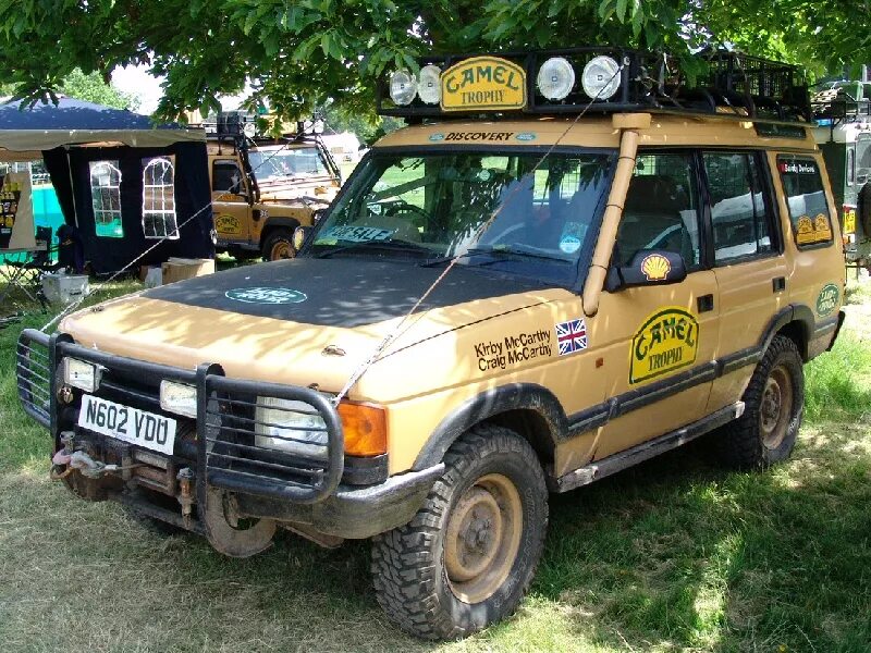 Discovery 1 8. Land Rover Discovery 1 Camel Trophy. Ленд Ровер кэмел трофи. Range Rover Camel Trophy 1987. Land Rover Discovery 2 Camel Trophy.
