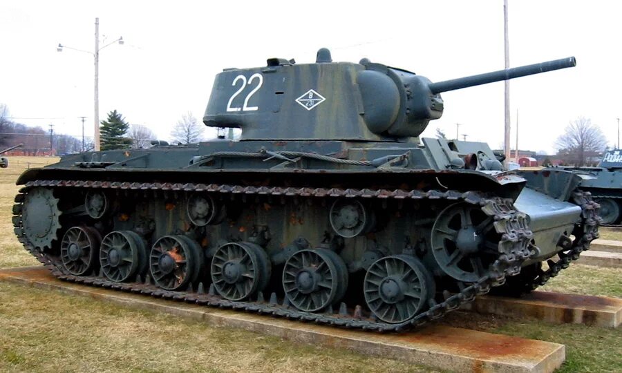 Почему кв 1. Советский танк кв-1. Тяжелый танк кв-1с. Русский танк кв 1. Музей танков кв1.