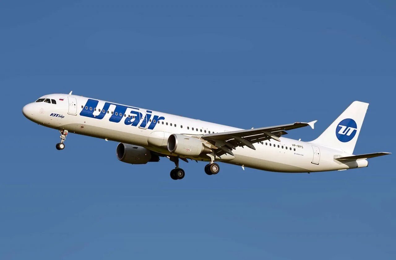 Https utair ru. Самолеты компании ЮТЭЙР. Самолет ЮТЭЙР. Самолеты авиакомпанииutzir. Boeing 737-800 UTAIR.