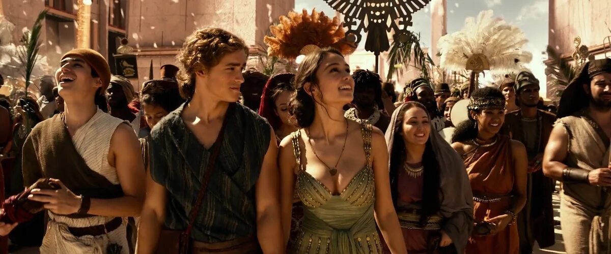 Джерард батлер сет боги египта. Боги египта узбек тилида. Misr afsonasi. Брюс спенс боги египта. Кортни итон боги египта.